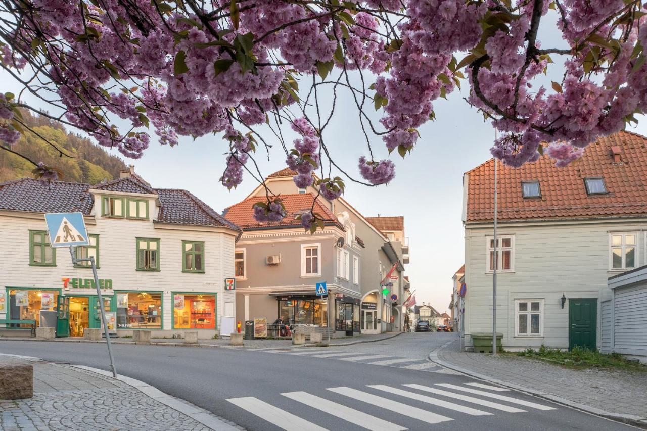 Behind Bryggen - Renovated - Budget Friendly Bergen Exterior photo